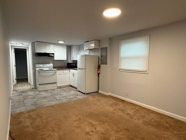 Building Photo - 2 Bed Mobile Home - Aston, PA Unit 5