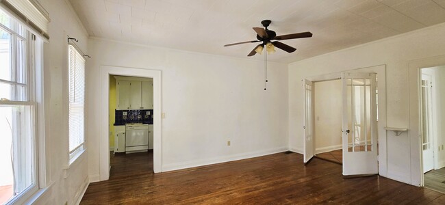 Photo - 1065 Sunset Dr