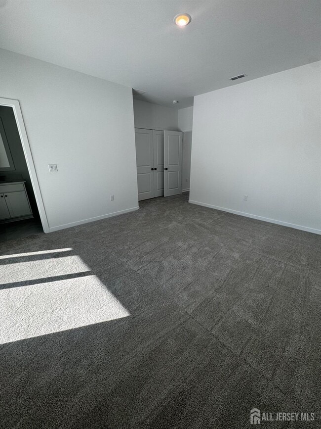 Photo - 59 Basswood St