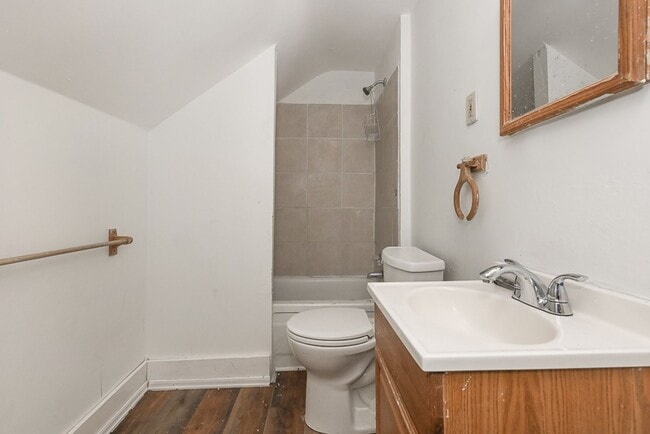 Photo - 3372 Sutton Rd Unit 3