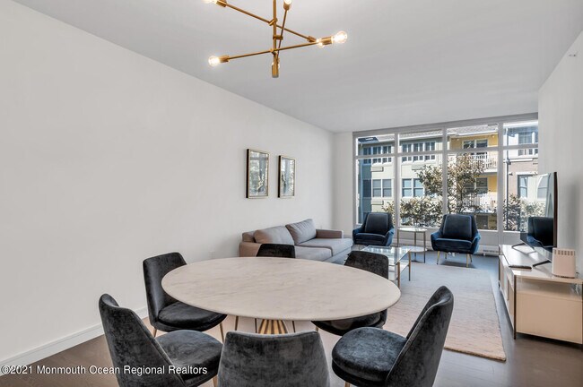 Photo - 30 Melrose Terrace Condo Unit 204