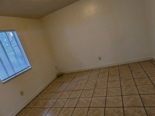 Photo - 215 Lovelace Dr Unit 11