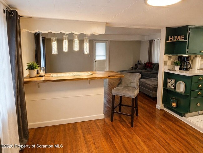 Photo - 83 Spring St