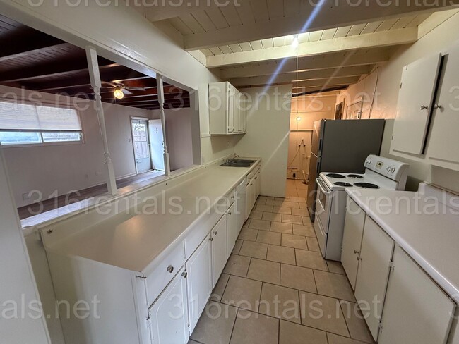 Photo - $1195 - 3 bed 2 bath - Single Family Home
