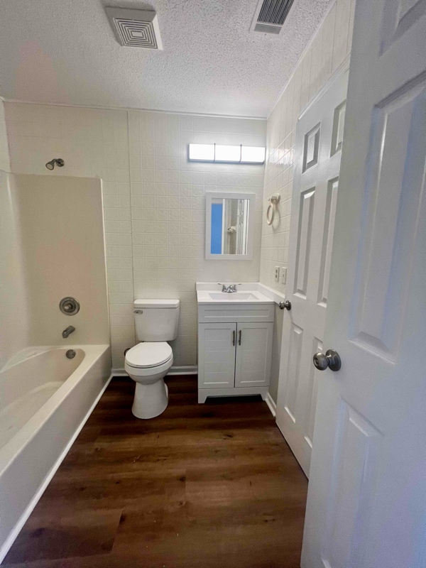 Photo - 230 Lanier Dr