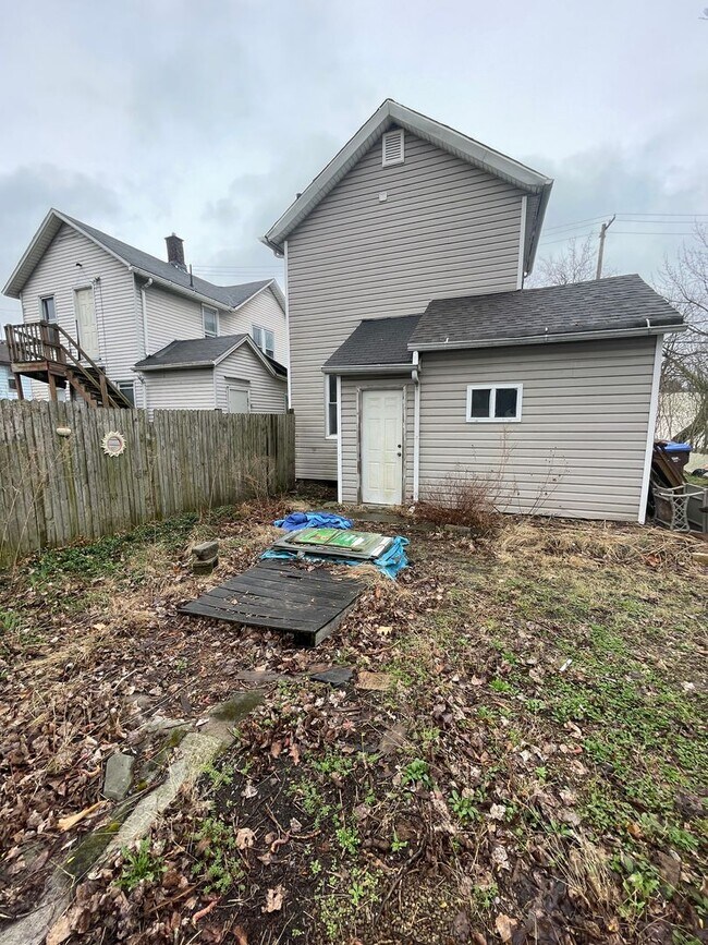 Photo - 139 N Water Ave Unit 2