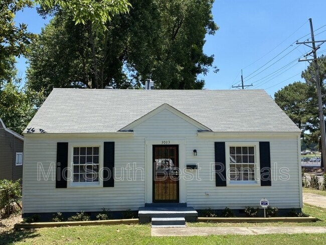 Photo - 3033 Given Ave House