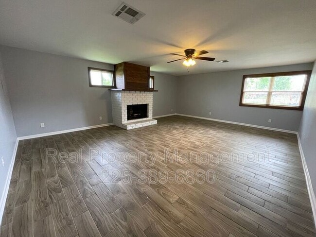 Photo - 1340 Bellonia Dr