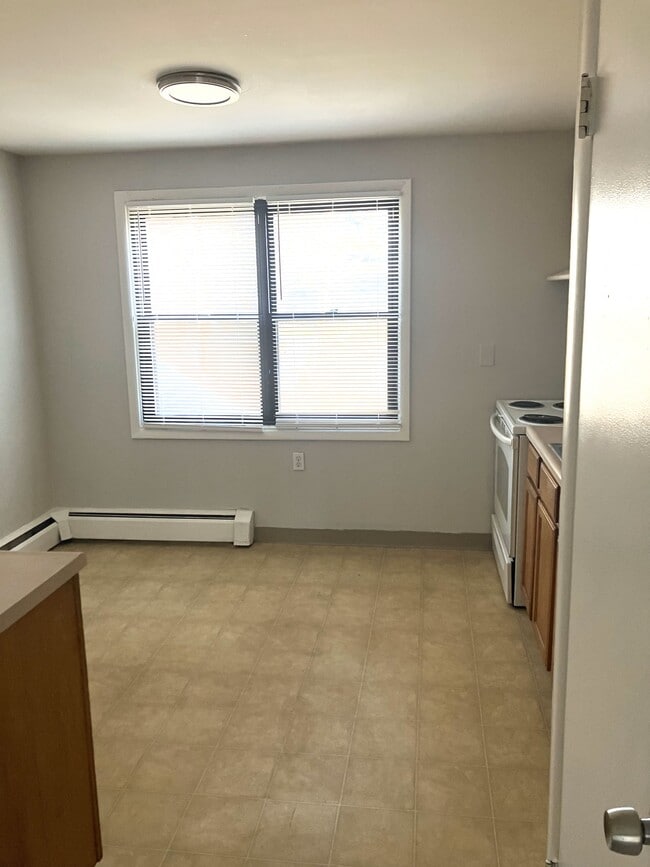 Photo - Seneca Gardens Unit G3