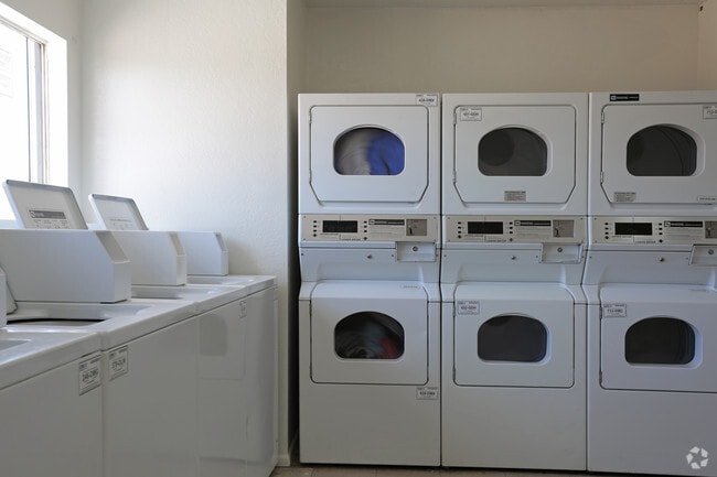 Photo - Blacklidge Flats