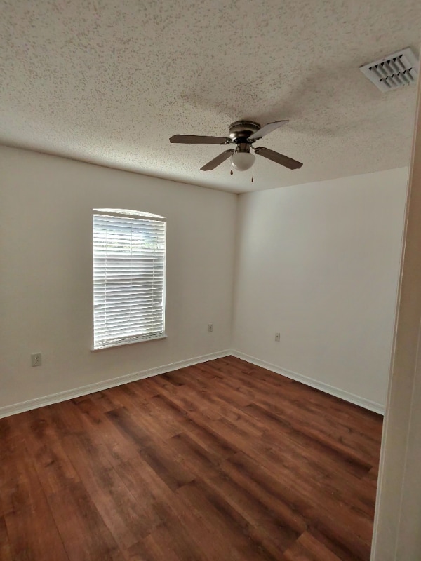 Photo - 19 Leidel Dr