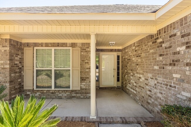 Photo - 203 Hayne Dr