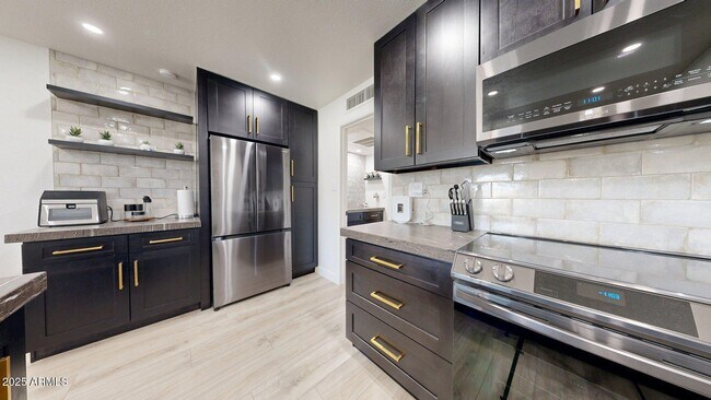 Photo - 5995 N 78th St Unit 2078
