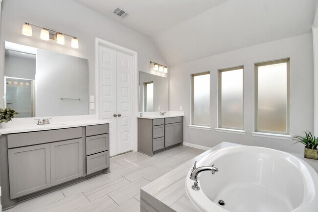 Photo - 10522 Rigel Rdg Wy