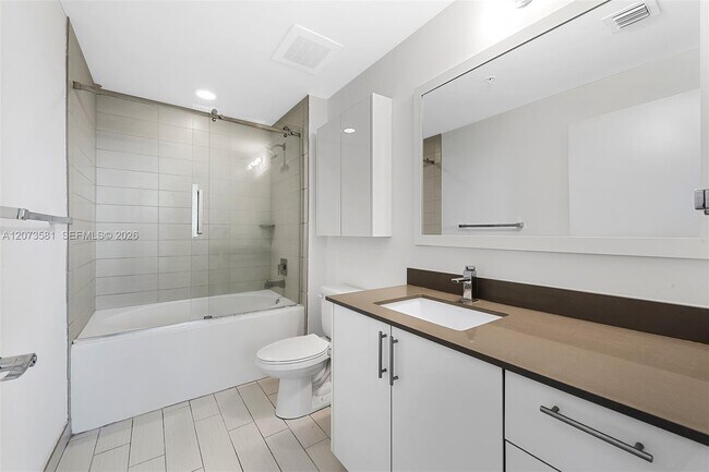 999 SW 1st Ave Unit 3001