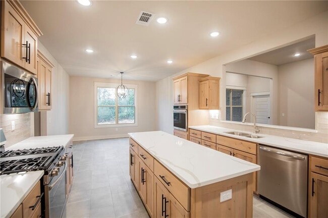 Photo - 1371 Padova Ave