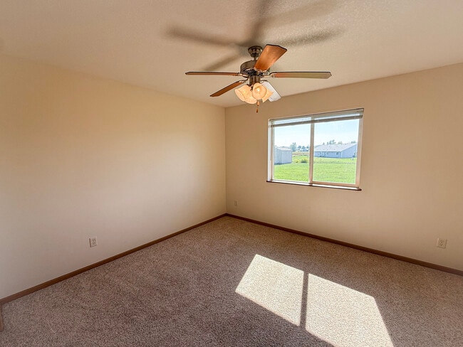 Photo - 13595 42nd Ave