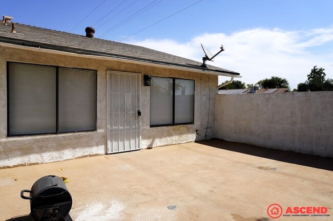 Building Photo - 2905 La Costa St Unit 2905 La Costa #D