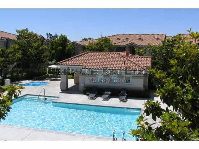 Building Photo - 10844 Sabre Hill Dr Unit 231