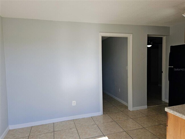 Photo - 2455 8th Ave N