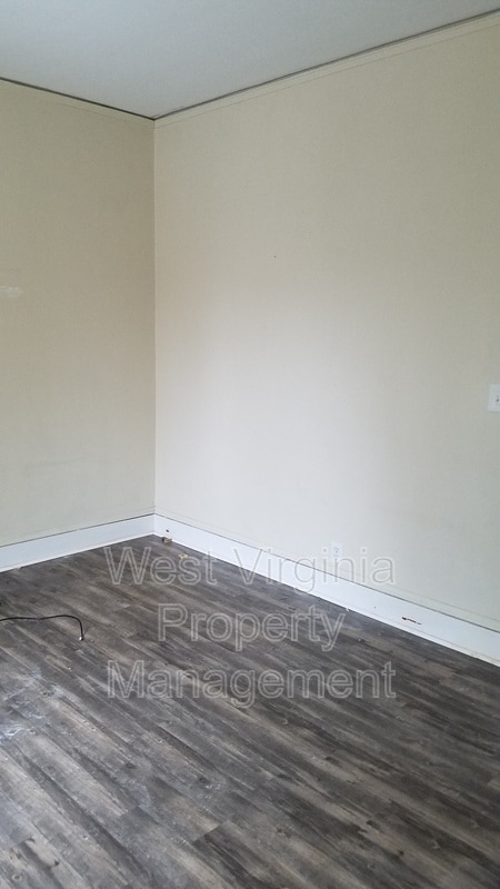 Photo - 415 Woodlawn Ave Unit Apt. #2