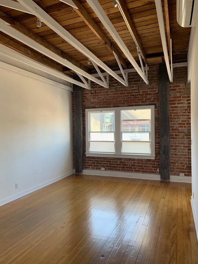 Photo - 530 California Ave Unit 3