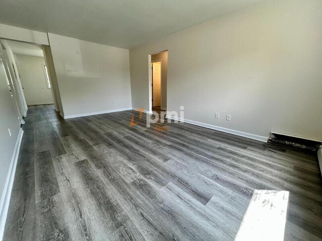 Photo - 6248 Kathryn Ct Unit Apt B