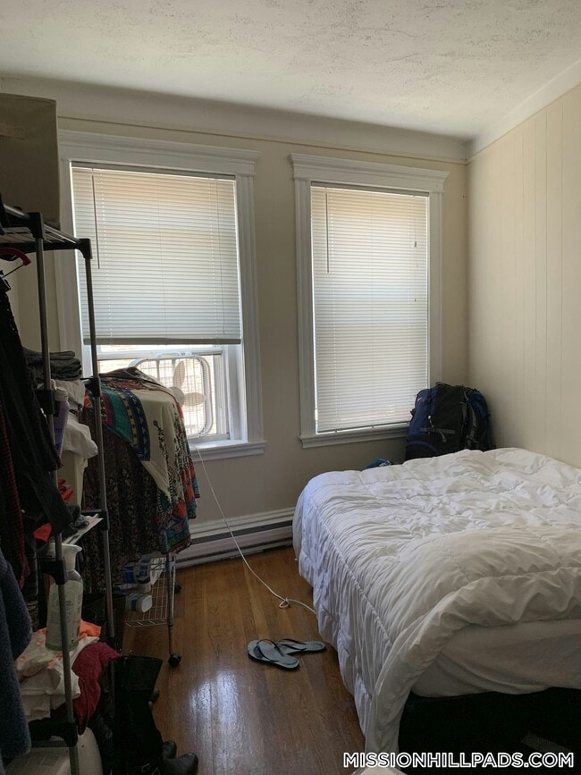 Photo - 883 Huntington Ave Unidad 11