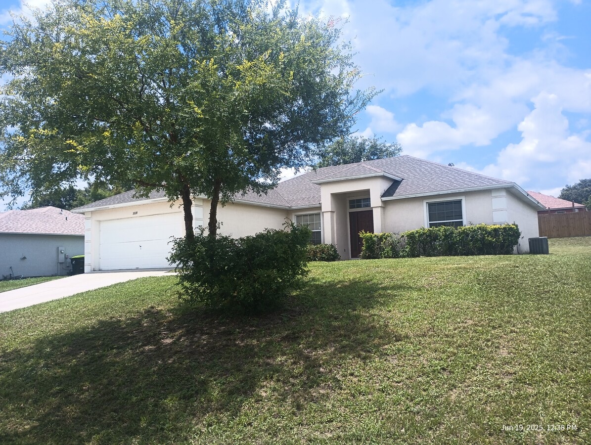 Photo - 5014 Whispering Wing Ln House