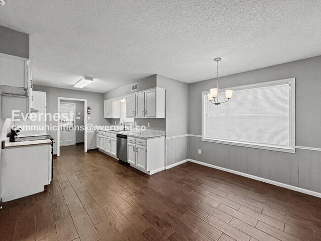 Photo - 7125 Crestridge Rd