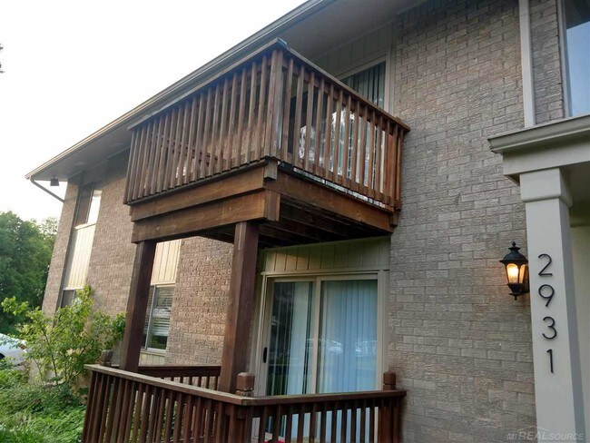 Photo - 2931 Seymour Lake Rd