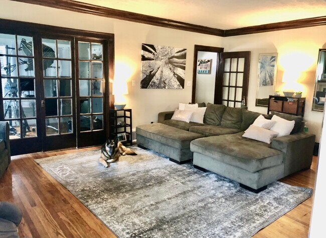 Photo - 1124 Summit Ave Unit 1st Floor Double