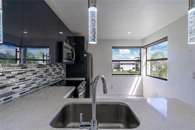 Photo - 1031 Adams Ave Unit 1031I