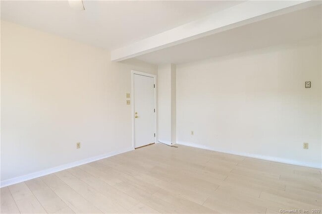 Photo - 14 Elm St