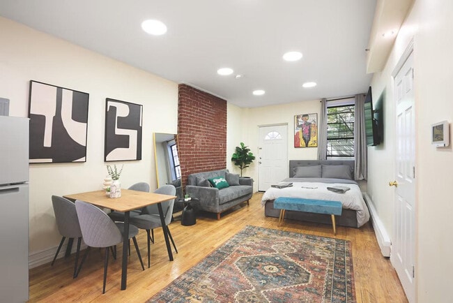 Building Photo - 1830 3rd Ave Unit SI ID1473162P