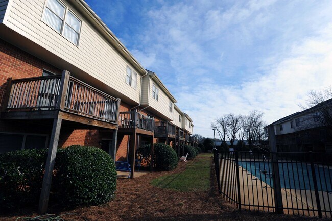 Photo - 550 Dearing St Unit 1