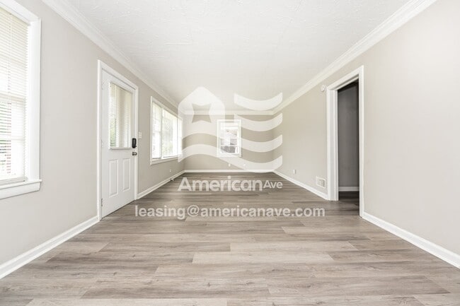 Photo - 2411 Laurel Dr