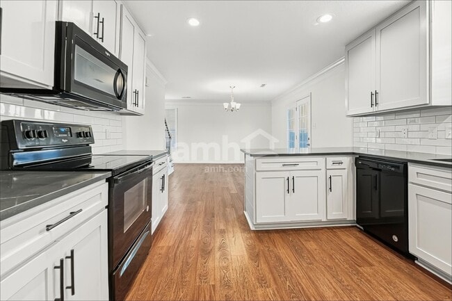 Photo - 8124 Cambridge Reserve Dr