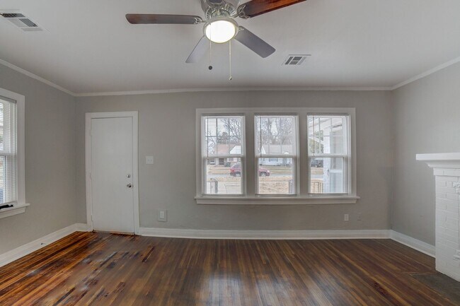 Photo - North Denver Avenue - 1629/1631 Unit 1631 North Denver Avenue