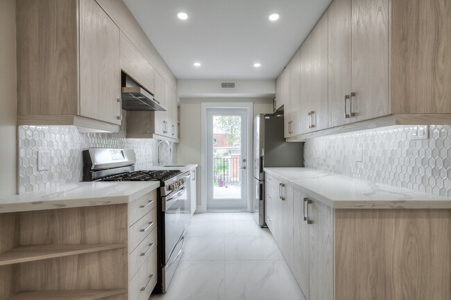 Building Photo - 36 Yore Rd Unit Main