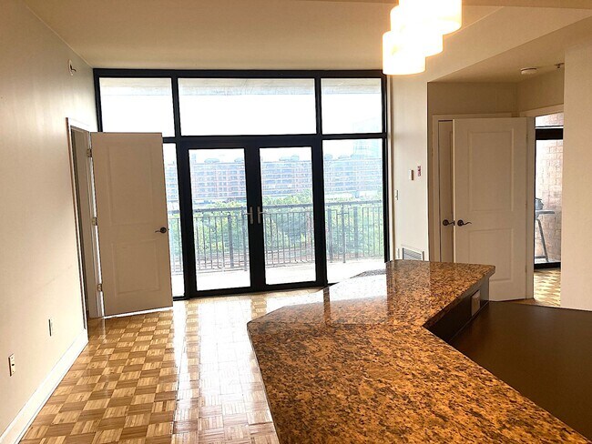 Photo - 610 Newark St. House