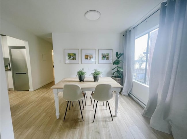 Photo - 430 Stewart Ave