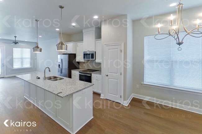 Photo - 4816 W Dacha Ln