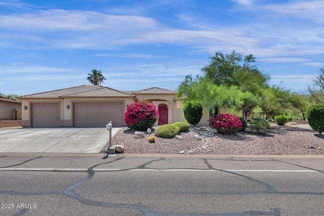 Building Photo - 14052 N El Pueblo Blvd Rental