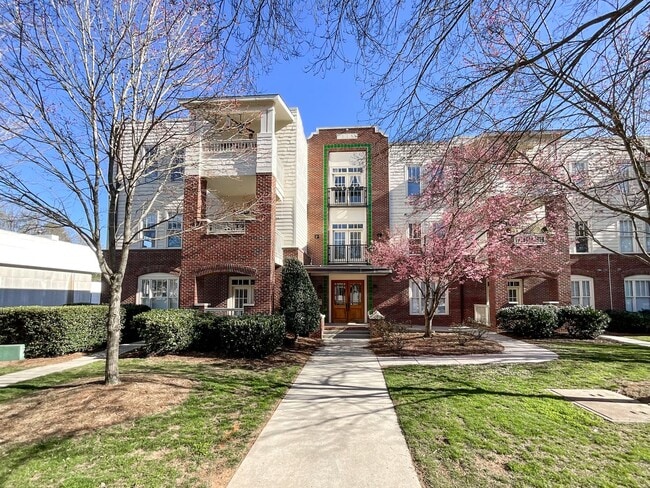 Building Photo - COMING SOON! Charlotte Living at Its Best!... Rental