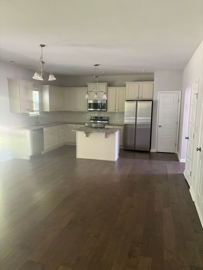 Photo - 3 Bedrooms 2.5 baths Ranch