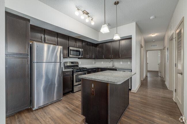 3BR, 2BA - 1,285SF - Kitchen