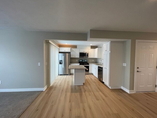 Photo - Three Bedroom Townhouse in Portage
