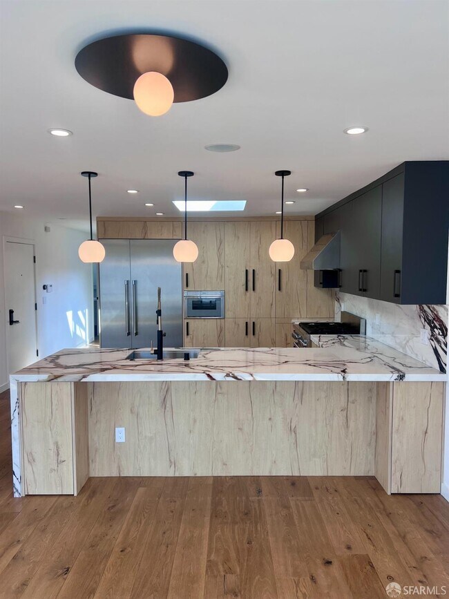 Photo - 174 18th Ave