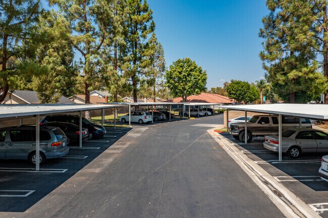 Estacionamiento - The 3900 Apartments